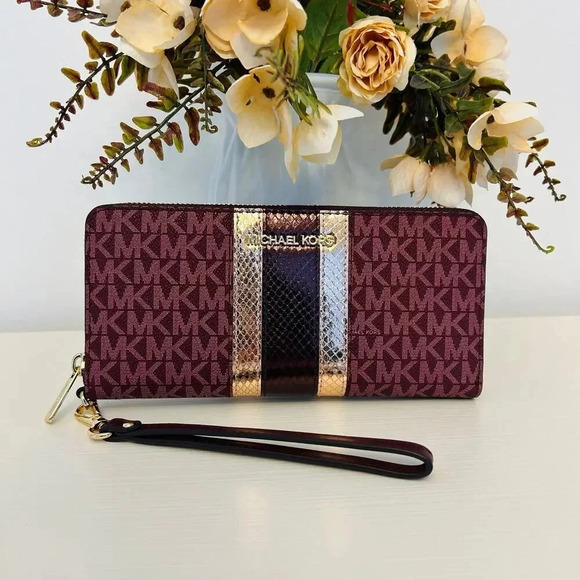 Michael Kors jet set large continental wallet oxblood - Picture 1 of 4